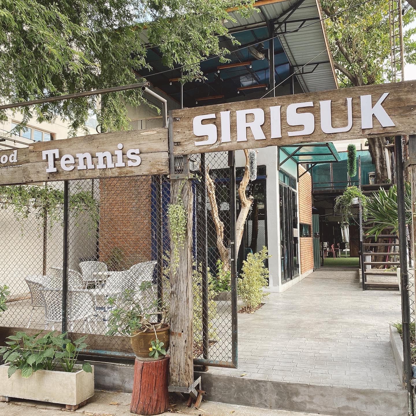 Sirisuk Tennis Court photo 5